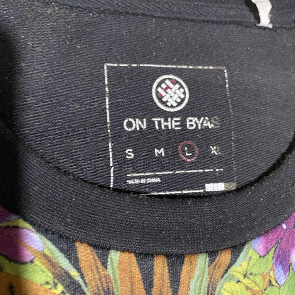 Black 00 tropical sweatshirt - Picture 3 of 3